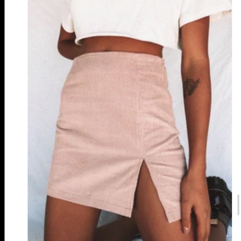 Princess Polly Fahrenheit Skirt Pink - size 6 (never been worn)